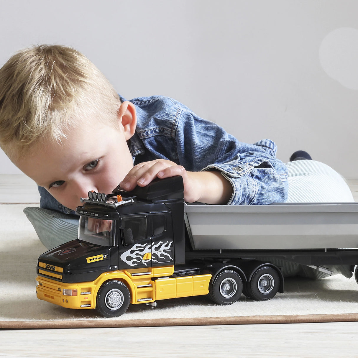 Scania Dump Truck - Toy Truck - 1:25  | EMEK  | 75-1003-30