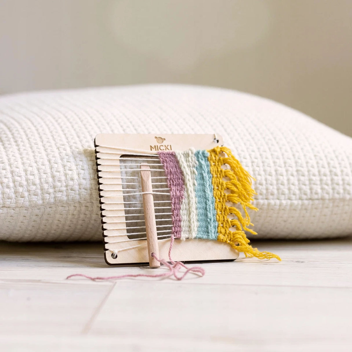 Weaving Frame with Yarn - Square | Micki | 10-2237-00