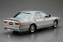 Load image into Gallery viewer, IMPUL 713 S with Option Parts &amp; Window Masks 1:24 scale model kit Aoshima 05306
