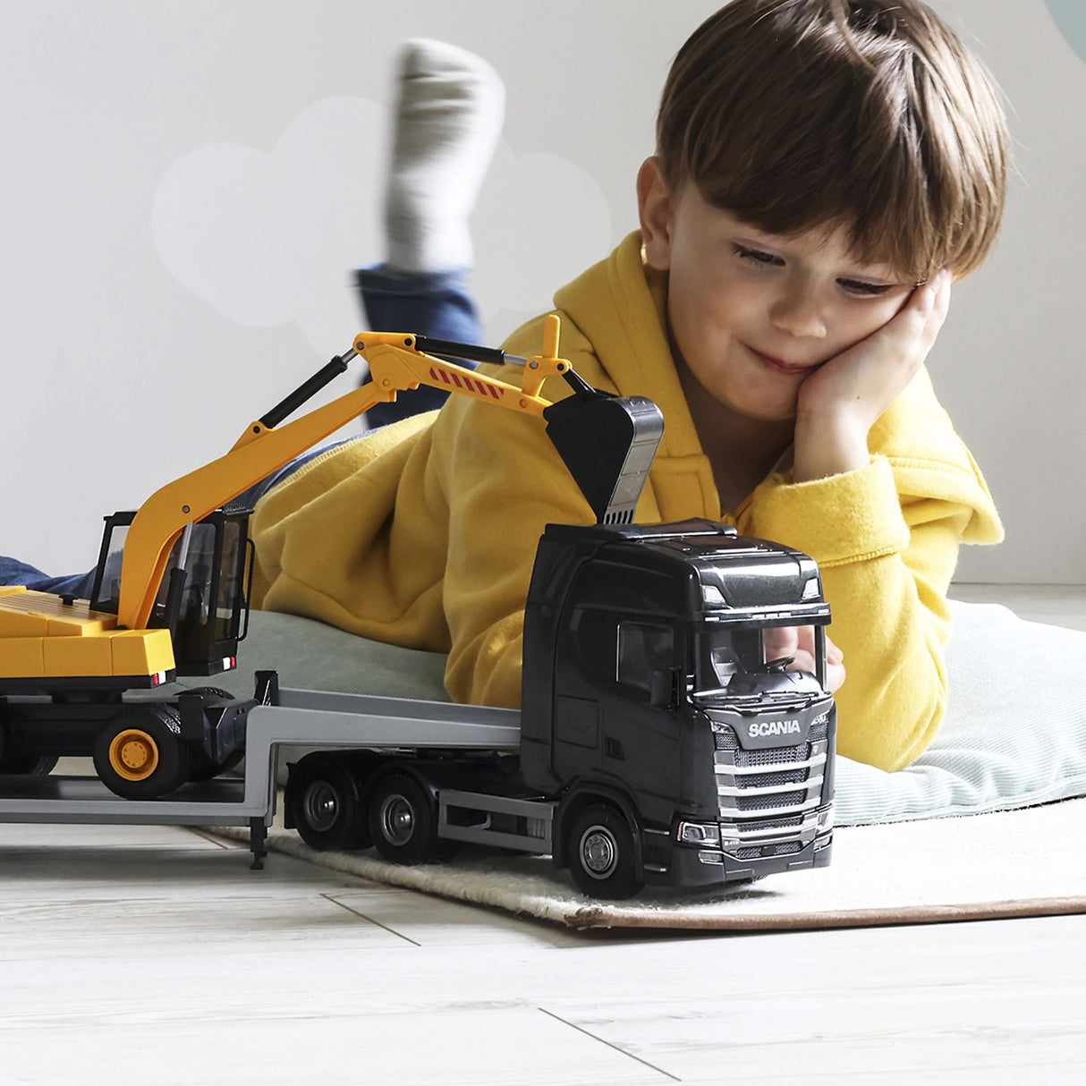 Volvo Tipper Truck White - Toy Truck - 1:25  | EMEK | 75-1035-20