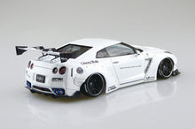 Load image into Gallery viewer, NISSAN R35 GT-R type 1.5 Difiting LibertyWalk 1:24 scale model kit Aoshima 05590
