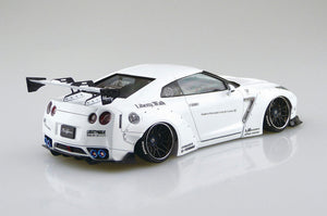 NISSAN R35 GT-R type 1.5 Difiting LibertyWalk 1:24 scale model kit Aoshima 05590