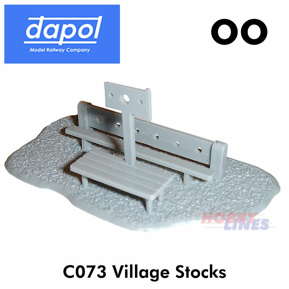 VILLAGE STOCKS KitMaster scenery Kit Dapol OO Gauge model railway C073