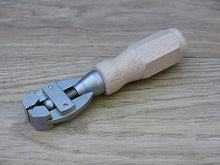 Load image into Gallery viewer, HAND VICE Work Holder Adjustable High quality wooden handle Expo Tools 79540
