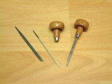 Load image into Gallery viewer, Graver Set 5pc kit includes 2 wood handles &amp; 3 gravers in case Expo Tool A70303
