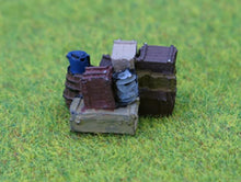Load image into Gallery viewer, YARD DETAIL set 2 Painted ready to place P&amp;D Marsh OO gauge Z25
