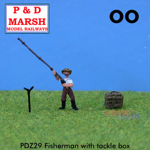 FISHERMAN WITH TACKLE BOX Painted ready to place P&D Marsh OO gauge Z29