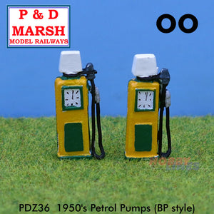 1950s PETROL PUMPS BP STYLE Painted ready to place P&D Marsh OO gauge Z36